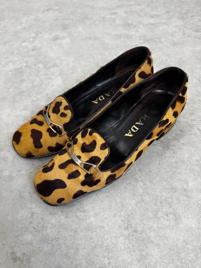 Prada 1990s Prada Leopard Block Heel Pony Hair Loafers Size US 6 / IT 36 - 3 Thumbnail