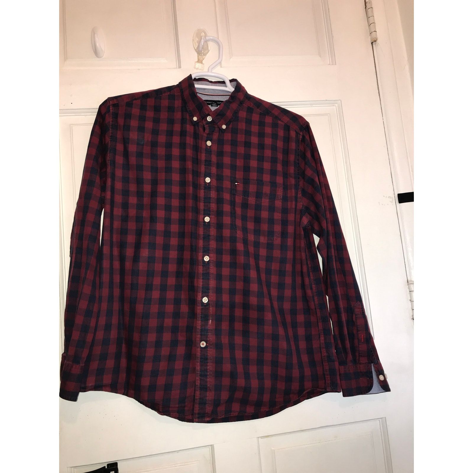 Tommy Hilfiger TOMMY HILFINGER Classic Fit Shirt Men's L Red & Blue LS Size US L / EU 52-54 / 3 - 1 Thumbnail