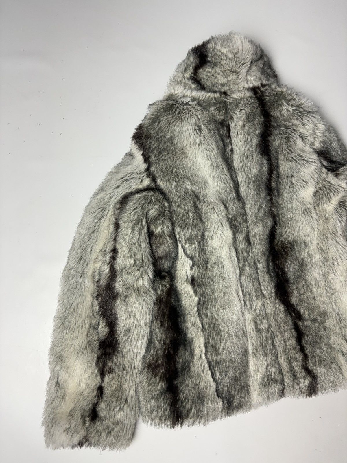 Vintage Vintage amazing faux fur coat fluffy opium coat Size L / US 10 / IT 46 - 8 Thumbnail