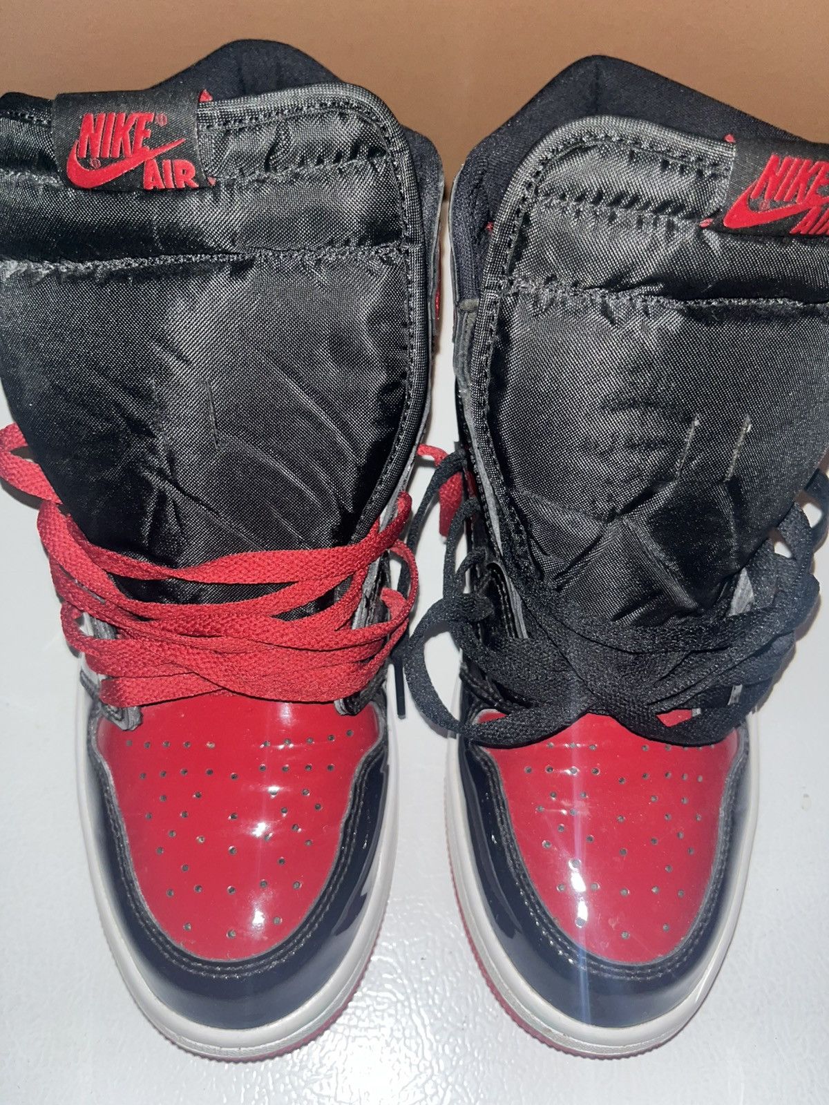 Jordan Brand AIR BRED JORDAN 1s Size US 10.5 / EU 43-44 - 5 Thumbnail