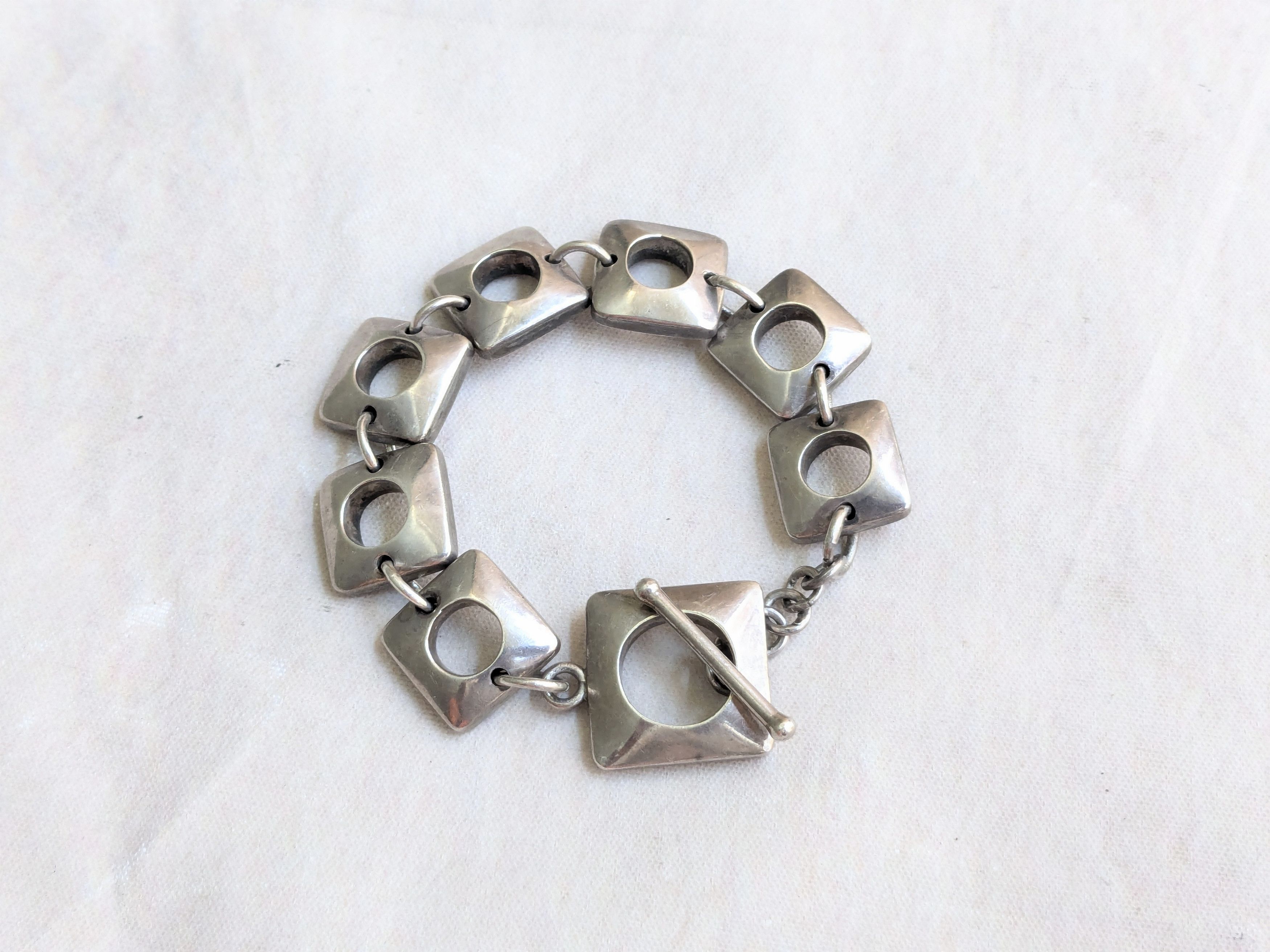 Vintage Vintage Sterling Silver Bracelet Cushion Square Round Size ONE SIZE - 1 Thumbnail