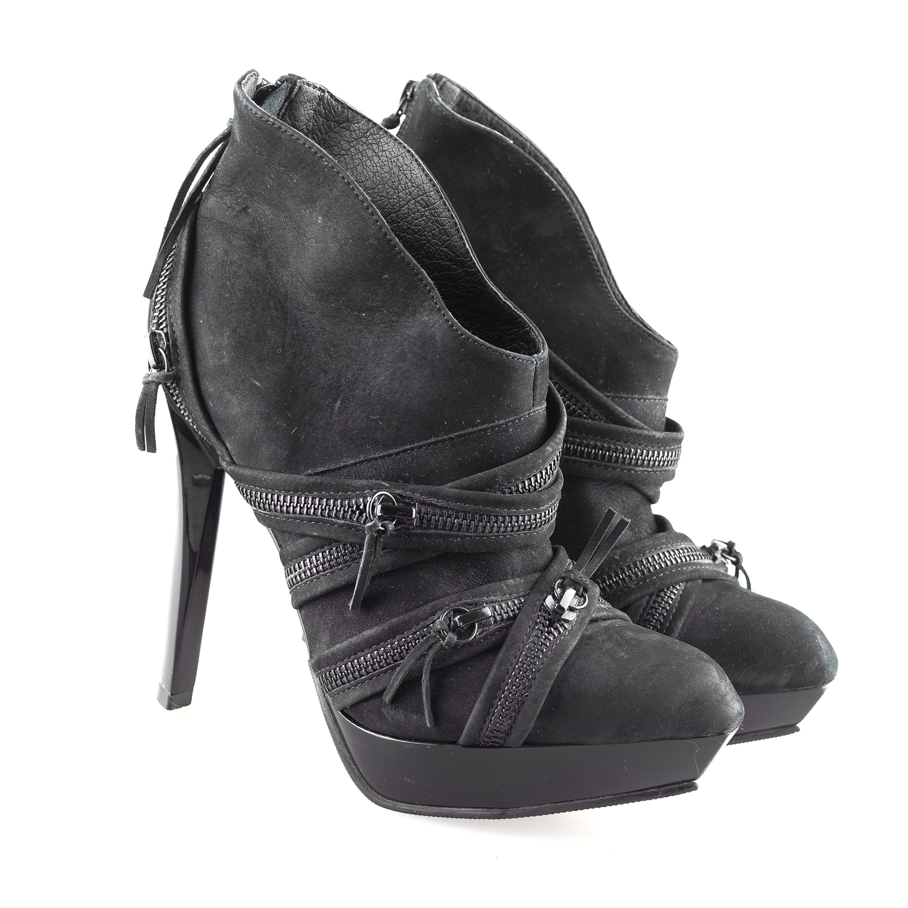 Buffalo London Buffalo Black Vintage Platform Boots (39 EU) Size US 8 / IT 38 - 3 Thumbnail