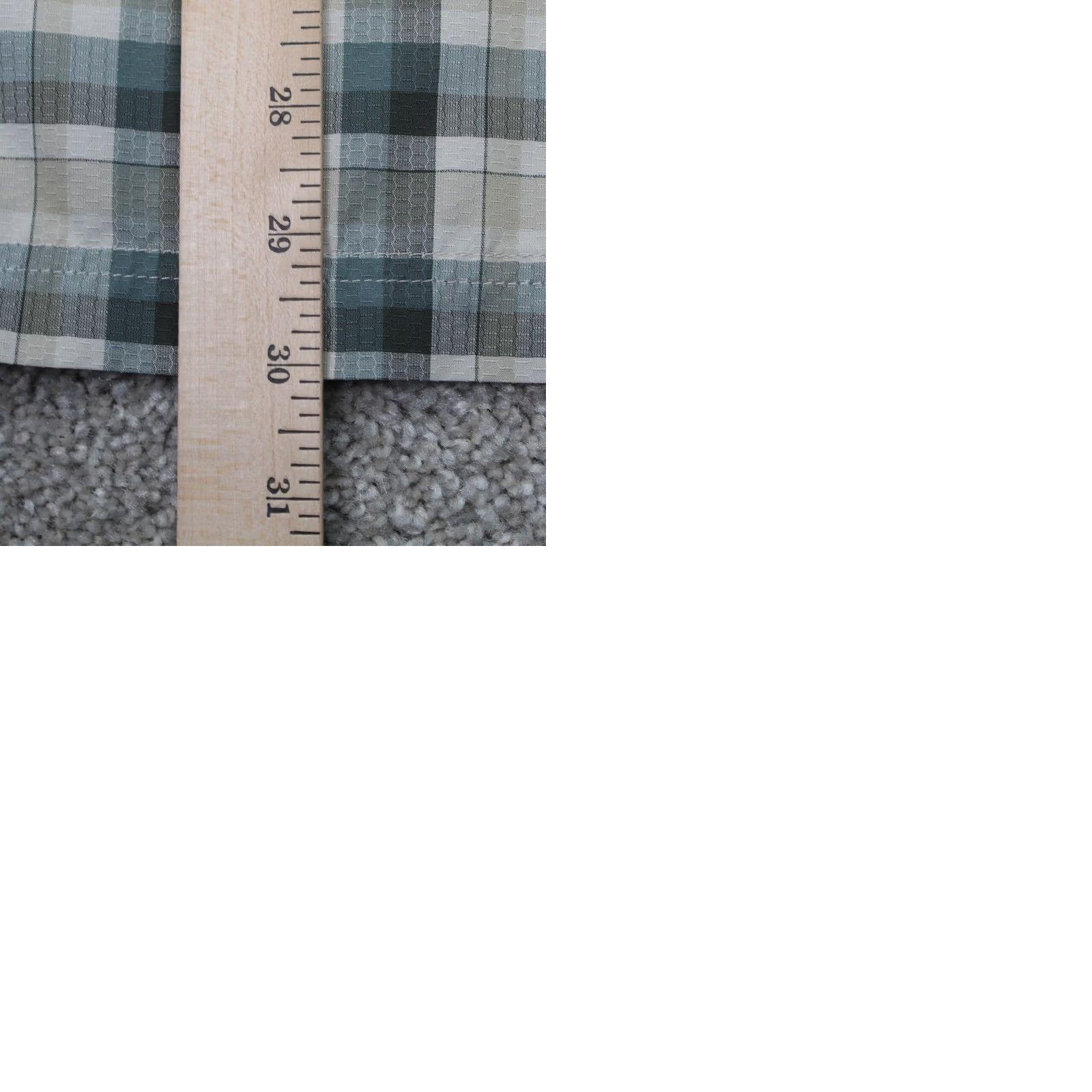 Croft & Barrow Croft & Barrow Quick Dry Shirt Mens Large Green/Gray Plaid Poly S/S Button Up Size US L / EU 52-54 / 3 - 9 Thumbnail