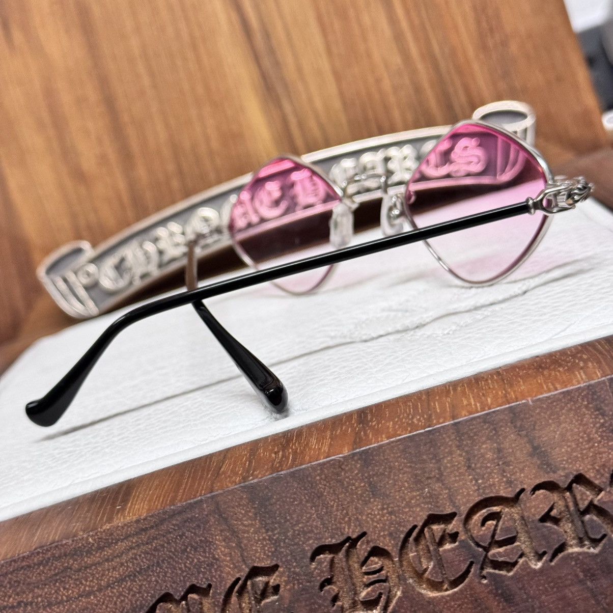 Chrome Hearts Chrome Hearts Diamond Dog 1/1 Sunglasses Size ONE SIZE - 8 Thumbnail