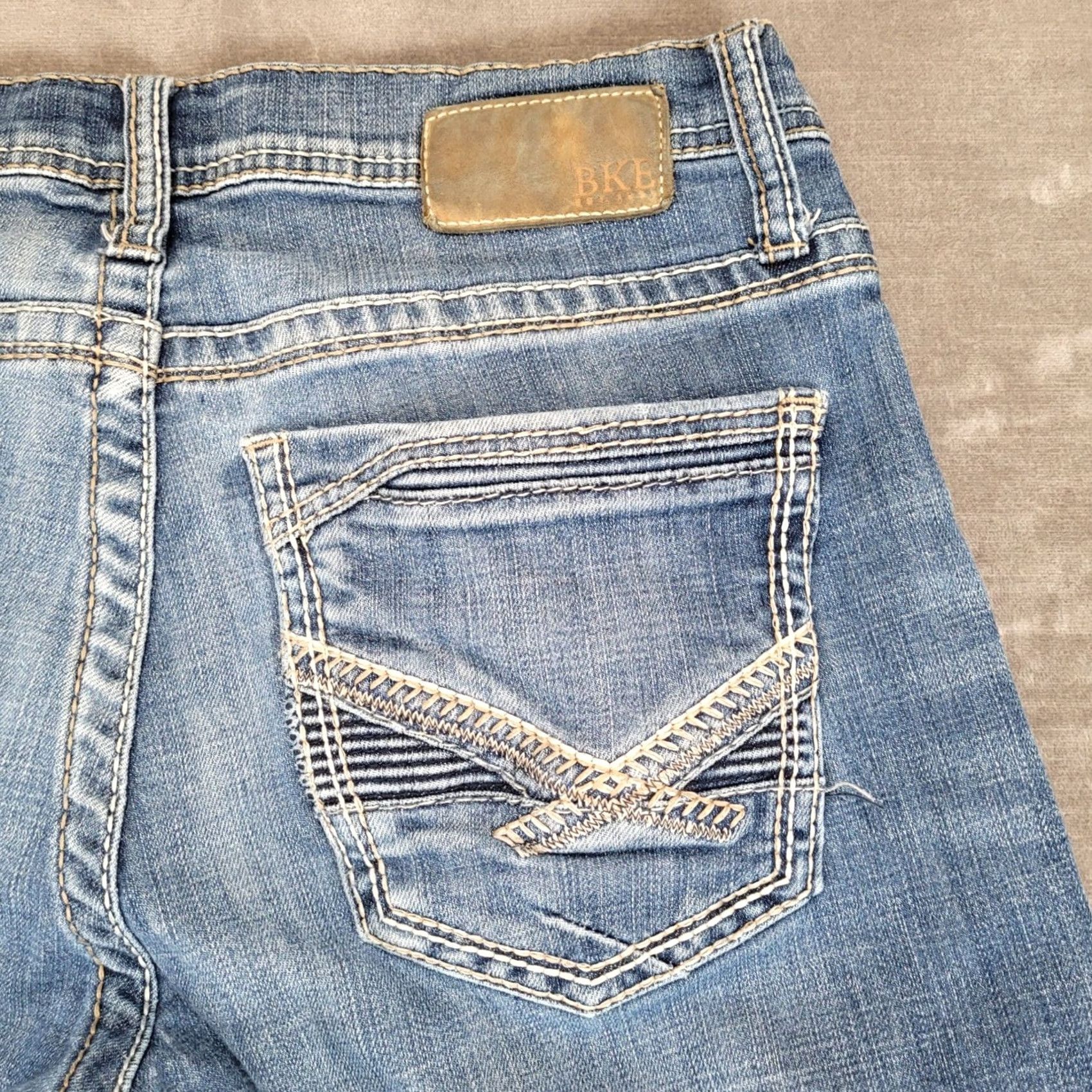 BKE BKE Jake Straight Jeans Mens 30x29 Blue Distressed Stretch Zip Button Ready to Ship Old Navy? Size US 30 / EU 46 - 6 Thumbnail