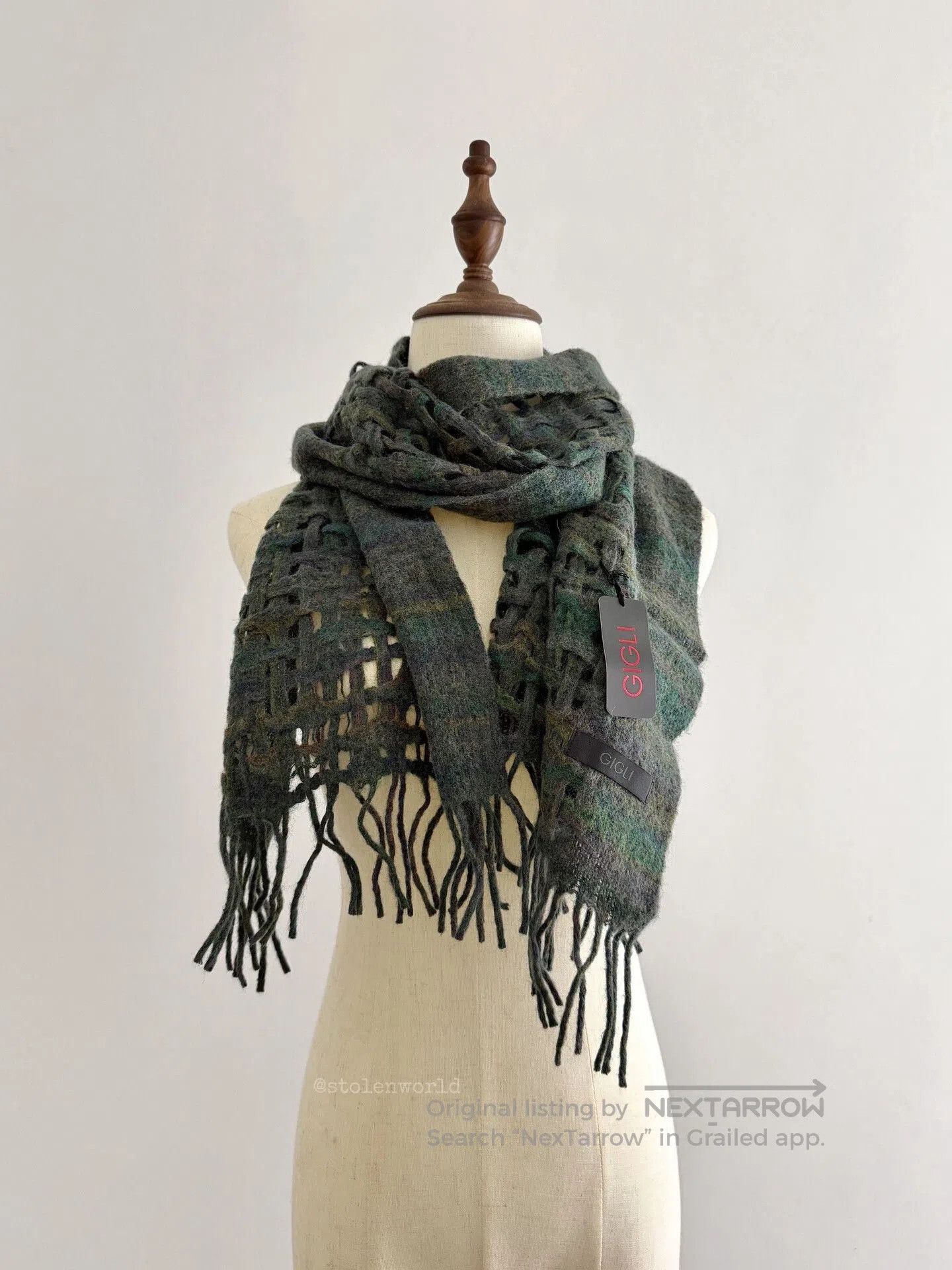 Romeo Gigli dark green wool woven scarf. Size ONE SIZE - 7 Thumbnail