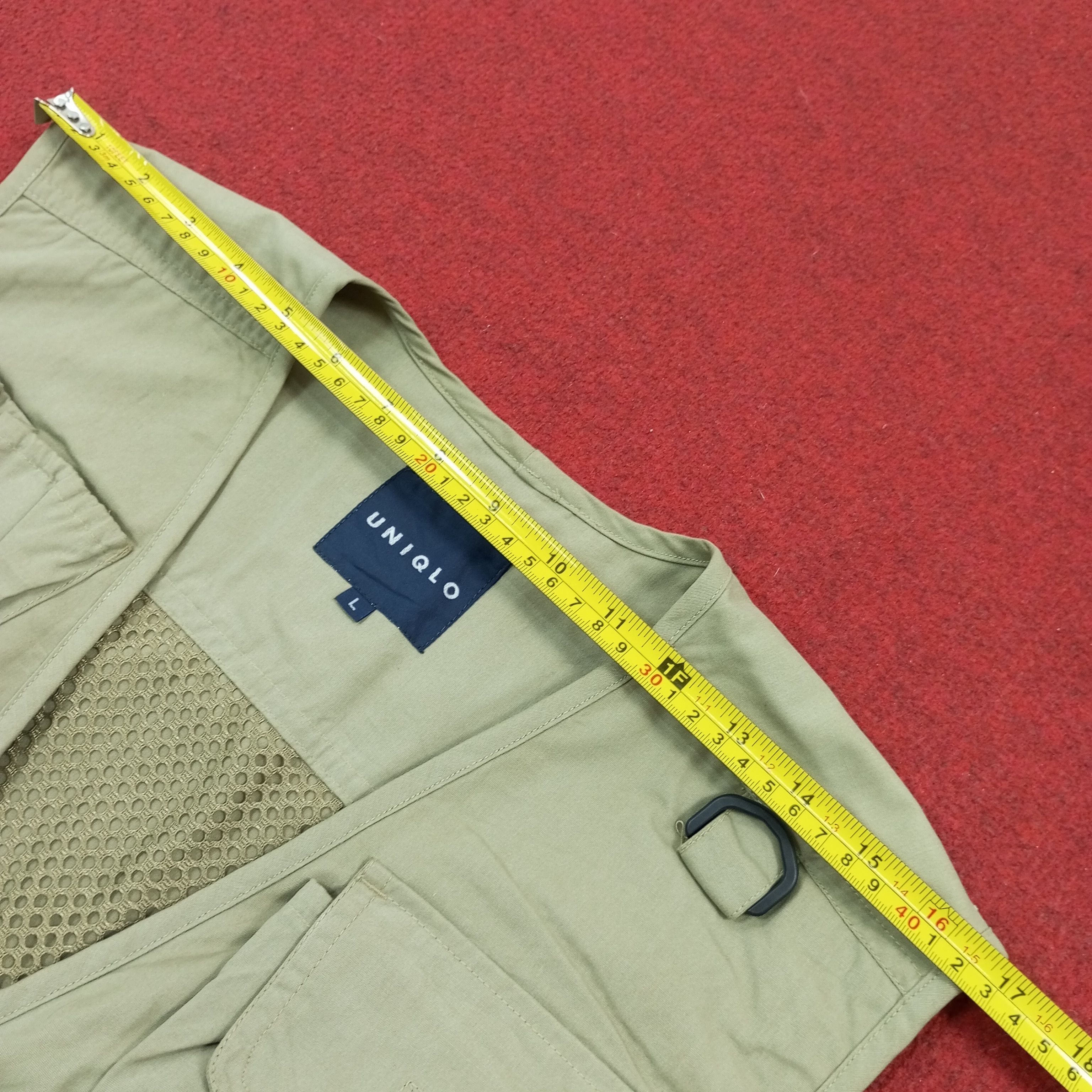 Uniqlo Uniqlo Vest Tactical Pocket Style Custom Skulls Art Size US M / EU 48-50 / 2 - 8 Thumbnail