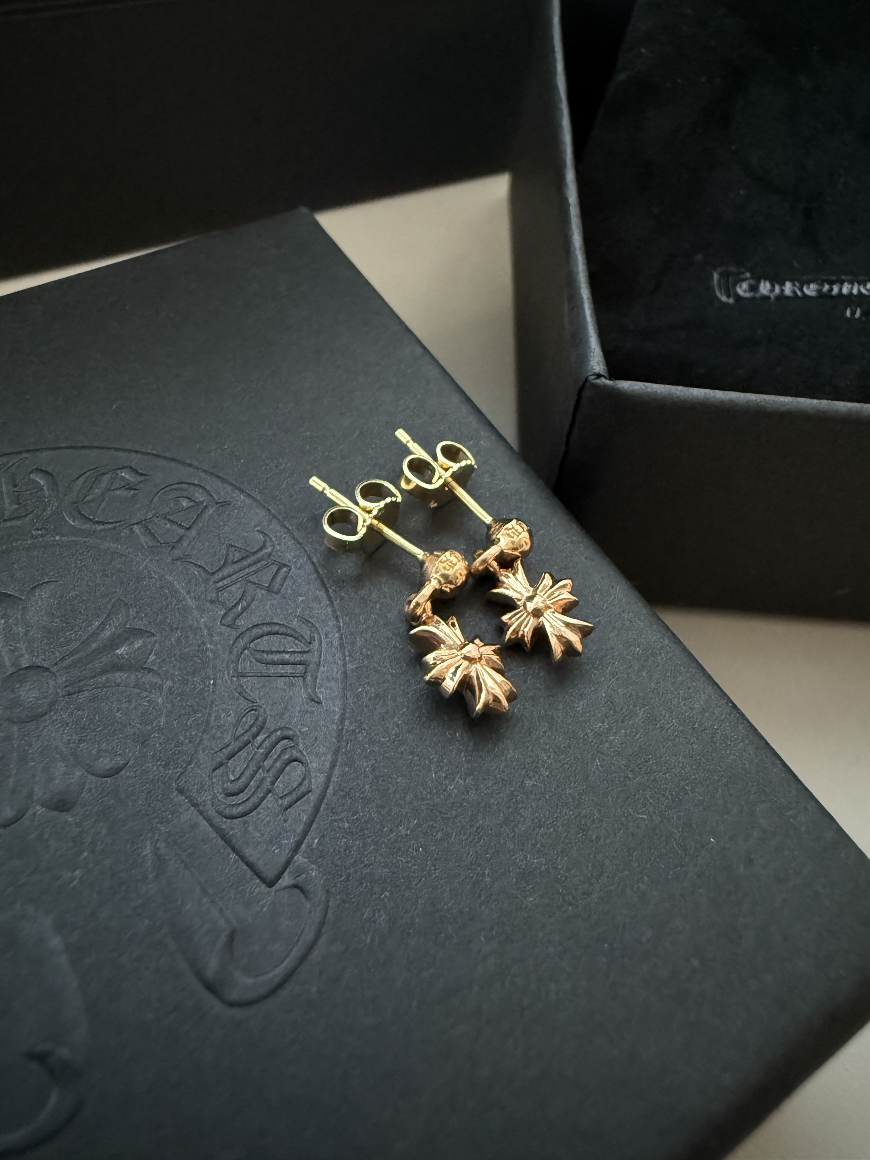 Chrome Hearts Chrome Hearts 22K Tiny E earrings pair Size ONE SIZE - 6 Thumbnail