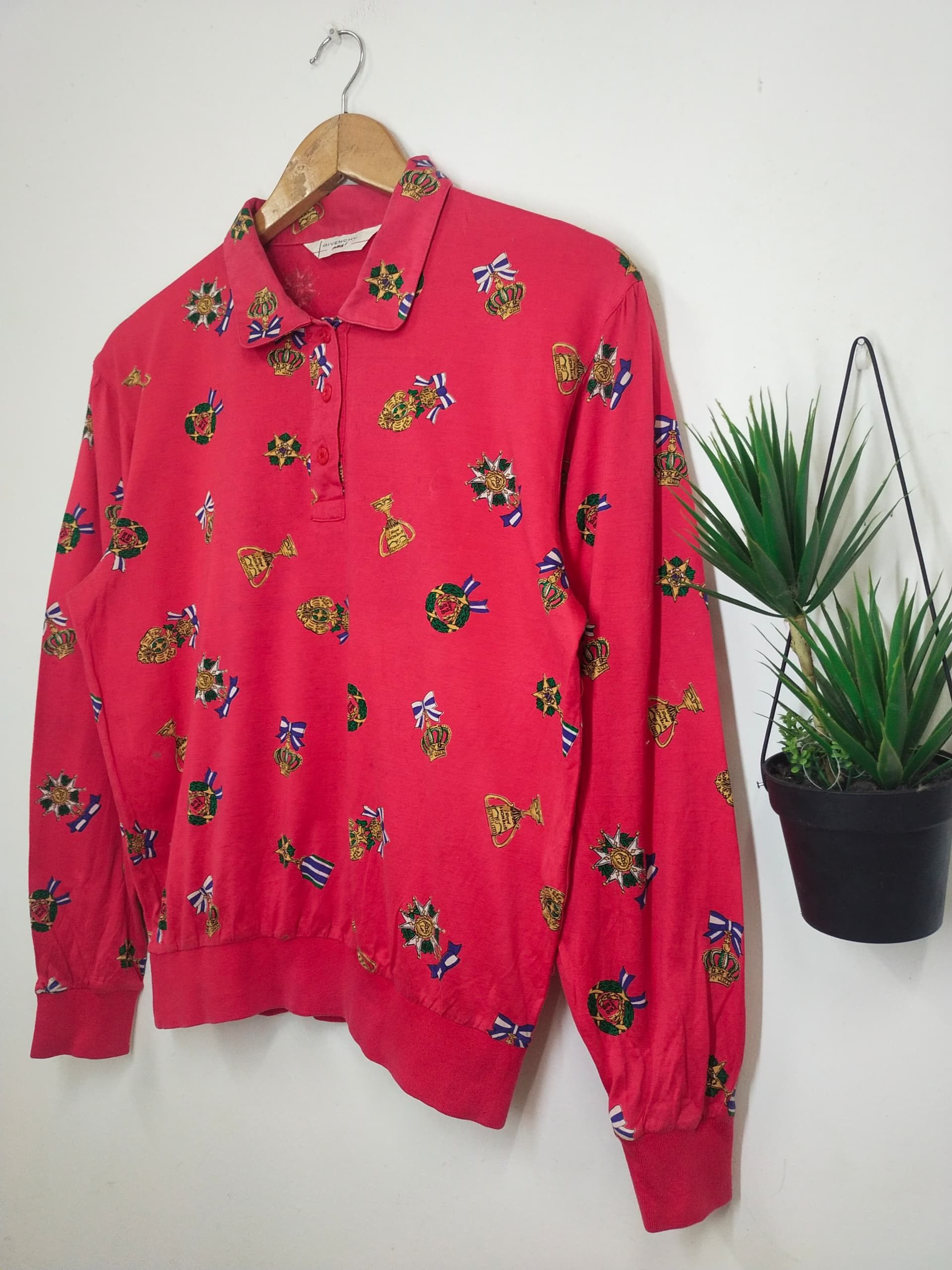 Givenchy Vintage Givenchy Play luxury full printed collar t shirt Size L / US 10 / IT 46 - 3 Thumbnail