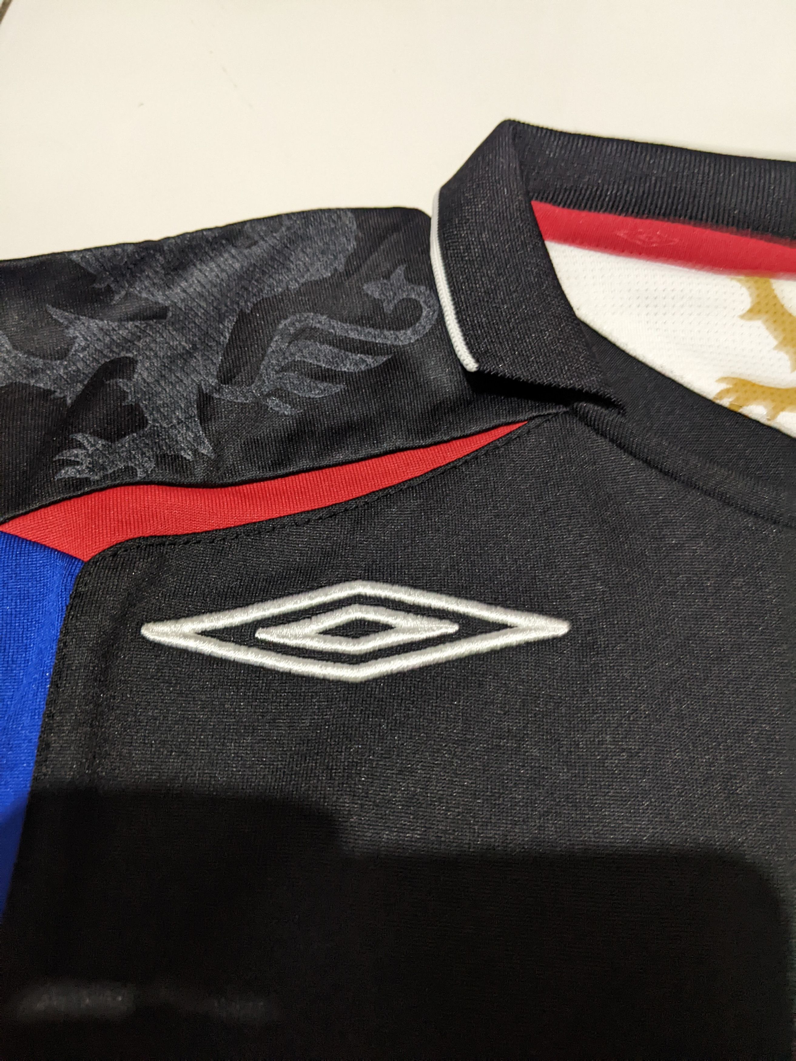 Umbro Olympique Lyon 2006-2007 Third Jersey Juninho 8 Size US M / EU 48-50 / 2 - 6 Thumbnail