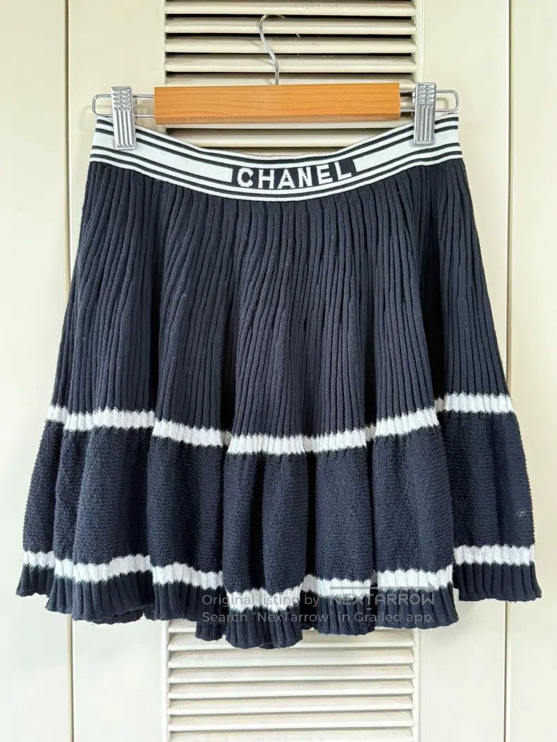 Chanel Chanel Knitted suit No. 31 Size XXS / US 00 / IT 34 - 4 Thumbnail