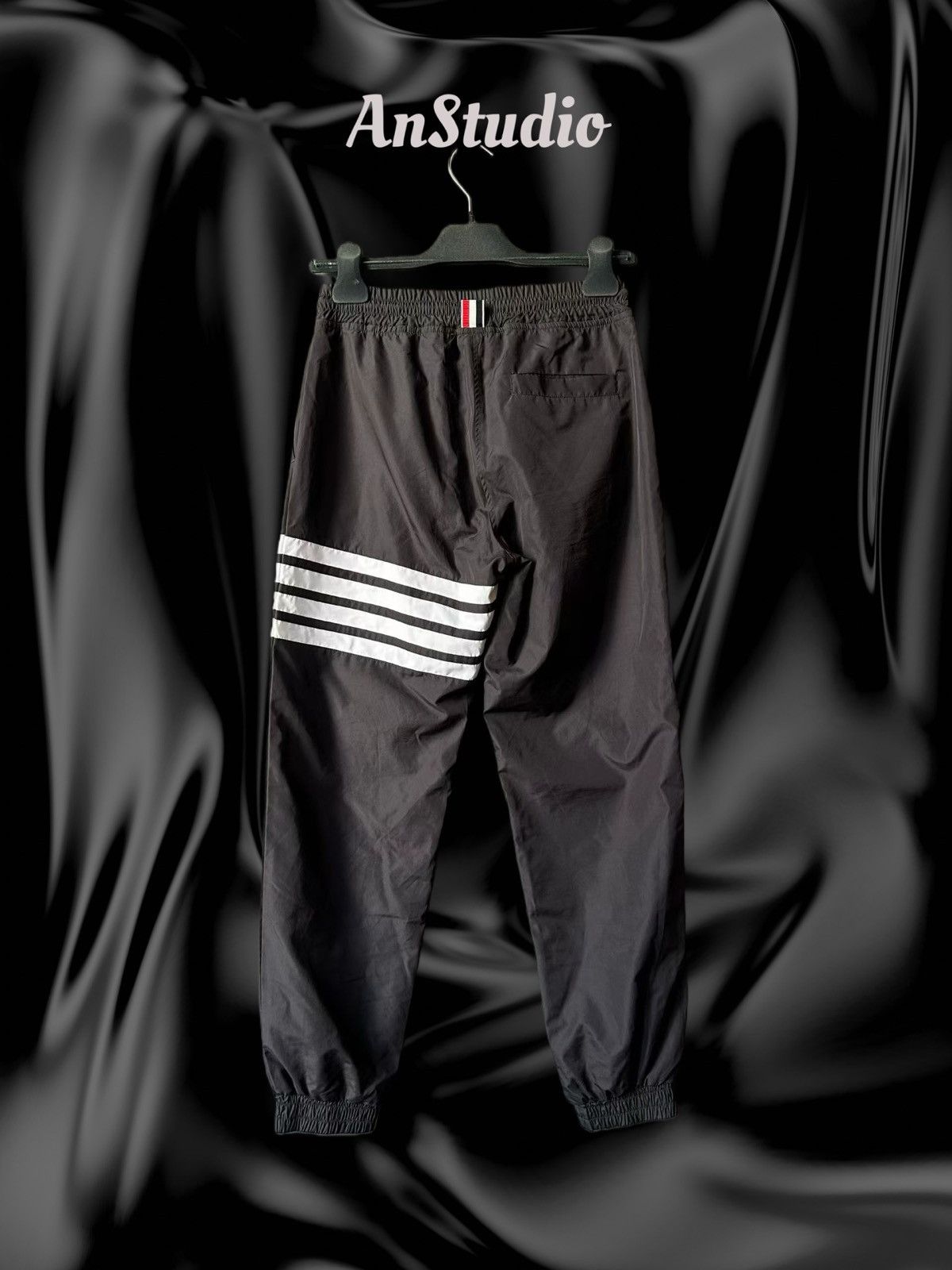 Thom Browne Thom Browne Black Classic 4-bar Sweatpants Size 27" / US 4 / IT 40 - 2 Thumbnail