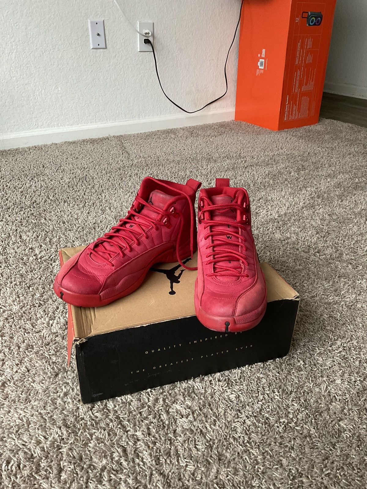 Jordan Brand × Nike Air Jordan 12 Retro "Gym Red" Size US 10 / EU 43 - 5 Thumbnail