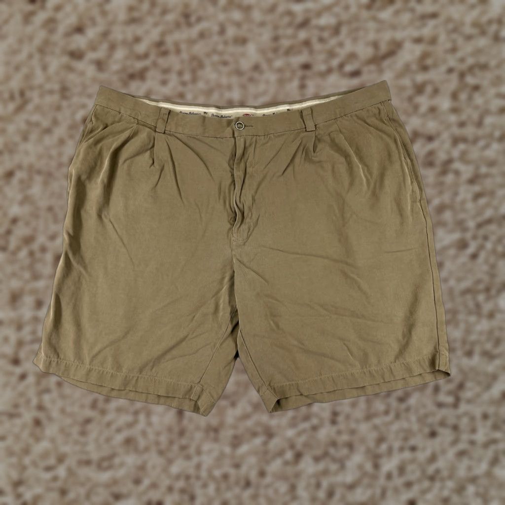 Tommy Bahama Tommy Bahama Shorts Men 42 Beige Khaki Silk Pleated Relax Beach Vacation Golf Shirt? Size US 42 / EU 58 - 1 Thumbnail