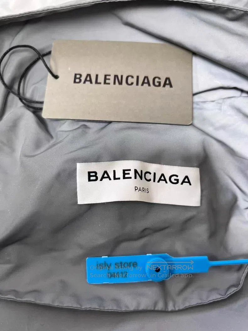 Balenciaga Balenciaga Oversized Windbreaker Raincoat Size XS / US 0-2 / IT 36-38 - 4 Thumbnail