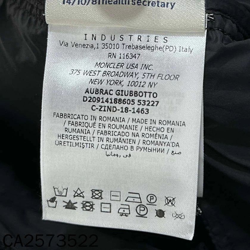 Moncler Moncler Armband Pocket Zip Down Jacket Size 5 Size XXL / US 16-18 / IT 52-54 - 4 Thumbnail