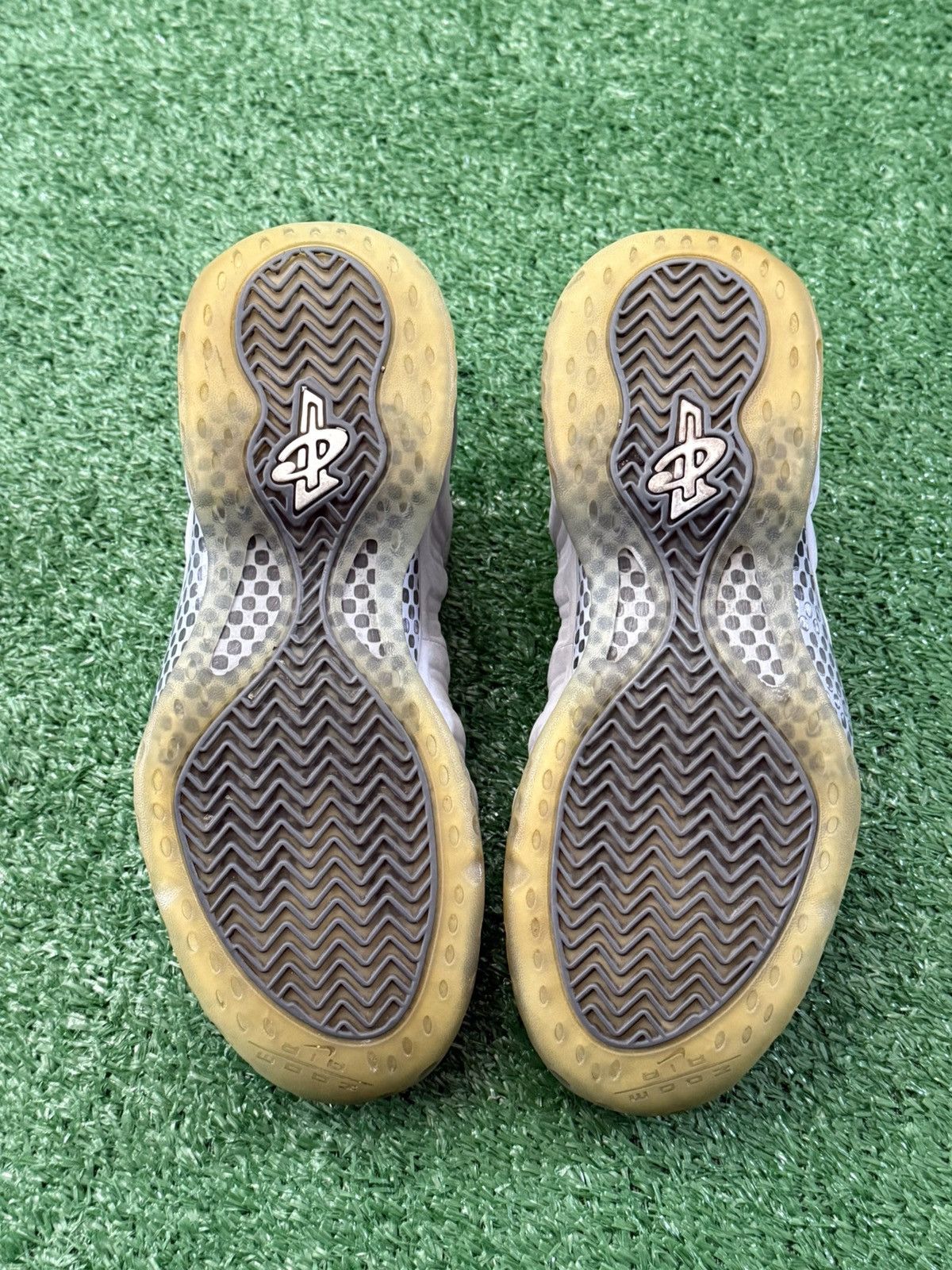 Nike Nike Air Foamposit one Wolf Gray Size US 7.5 / EU 40-41 - 5 Thumbnail