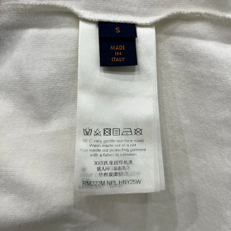 Other Louis Vuitton White graffiti short sleeves Size US S / EU 44-46 / 1 - 5 Thumbnail