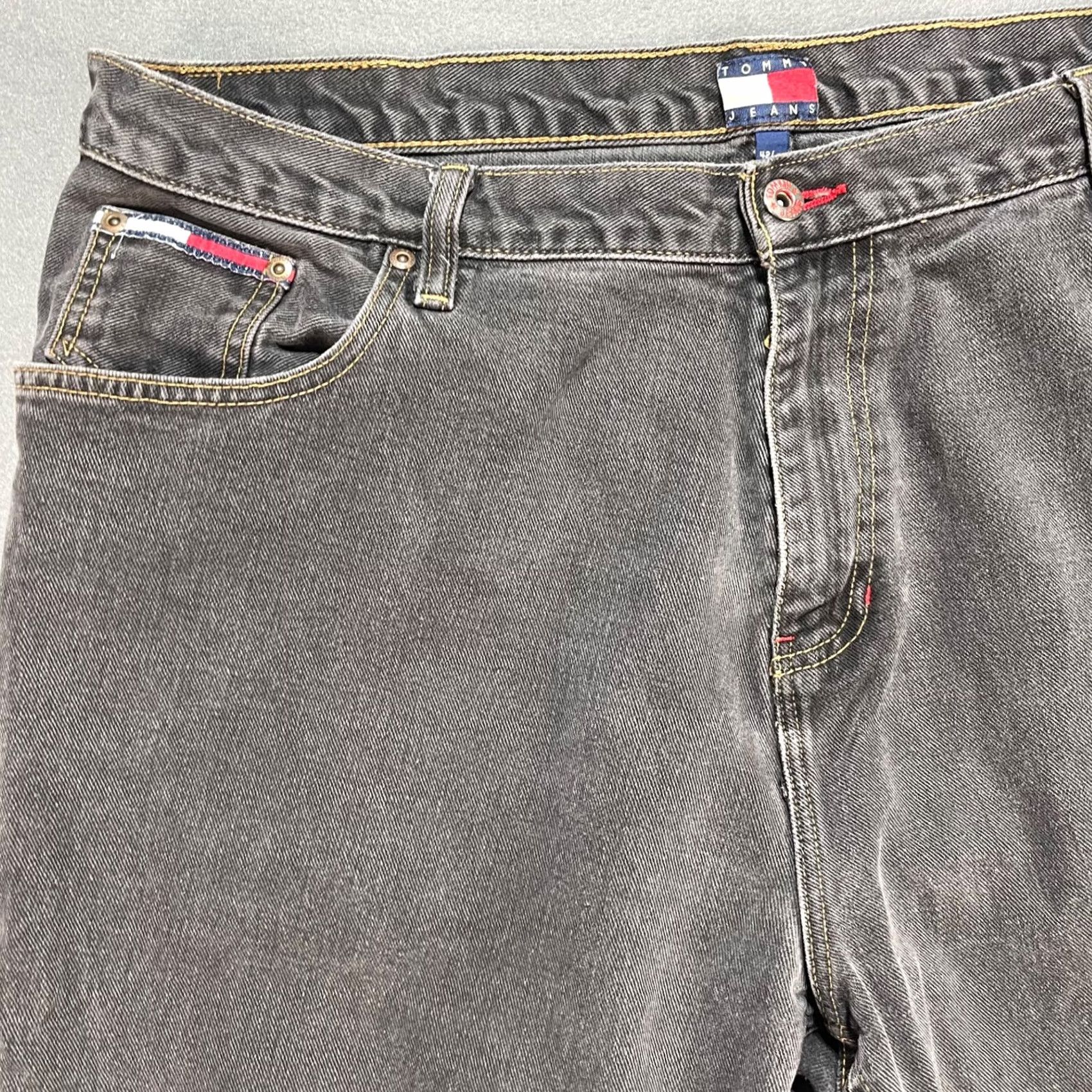 Tommy Hilfiger VINTAGE Tommy Jeans Mens Jeans 42x32 Black Distressed Grunge Baggy 2002 Denim/Denim Jeans 5-Pocket Mens Distressed Grunge 2002 Size US 42 / EU 58 - 2 Thumbnail
