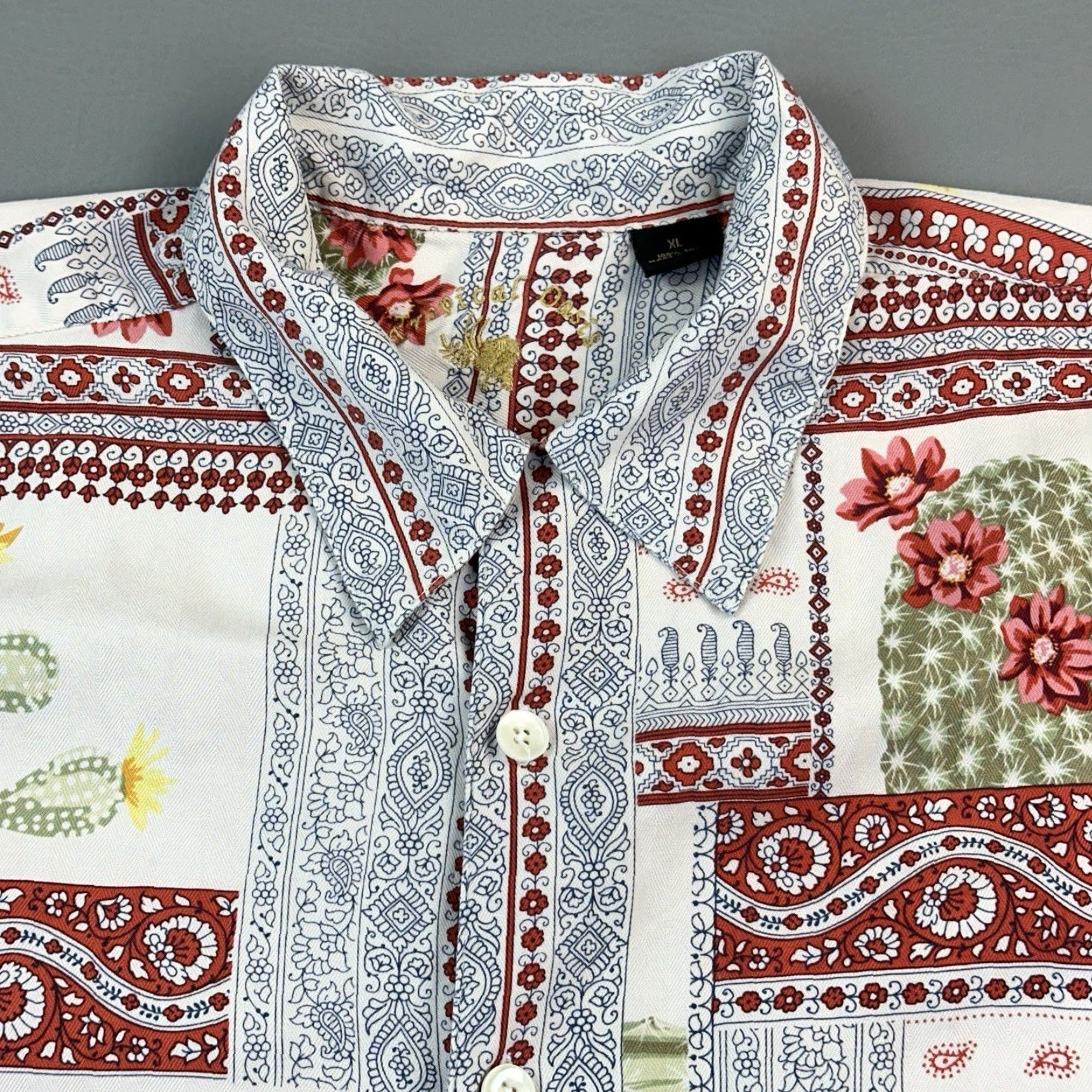 Vintage VINTAGE Tropical Oasis Shirt Mens XL Silk Paisley Cactus Print Hawaiian Camp Shirt Size US XL / EU 56 / 4 - 3 Thumbnail