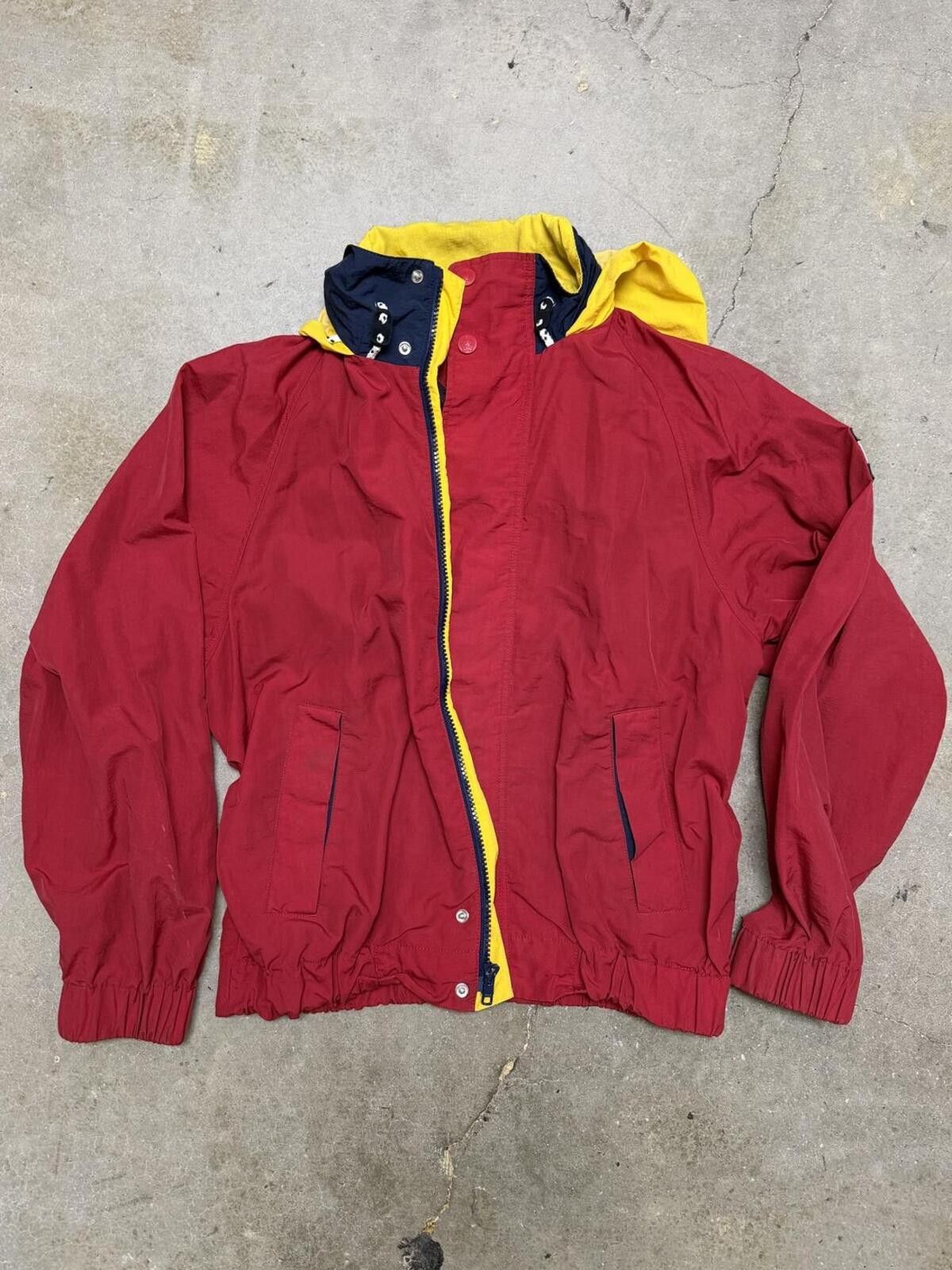 Tommy Hilfiger Vintage 1990s Tommy Hilfiger Windbreaker Jacket with hood Size US M / EU 48-50 / 2 - 1 Thumbnail