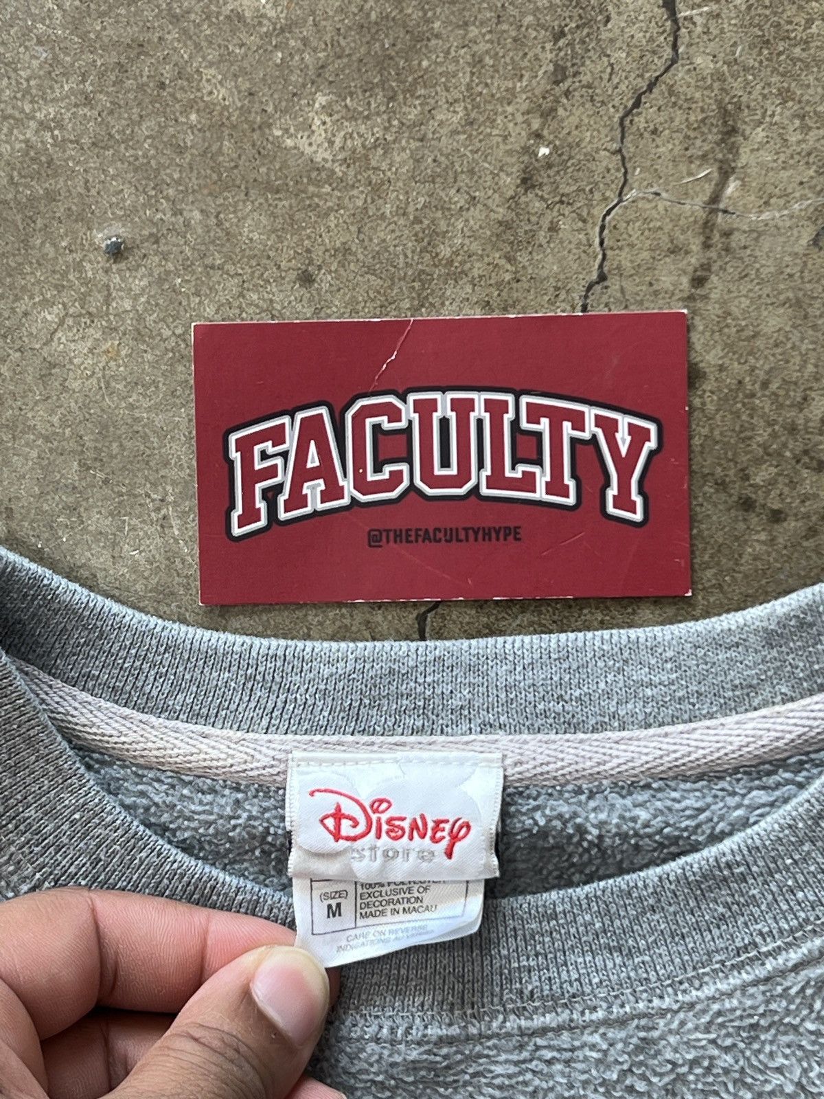 Disney × Vintage Vintage Snow White Grumpy Fuzzy Fleece Crewneck Sz. Medium Size US M / EU 48-50 / 2 - 3 Thumbnail