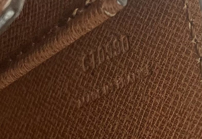 Louis Vuitton Louis Vuitton Serviette Conseiller Size ONE SIZE - 12 Thumbnail