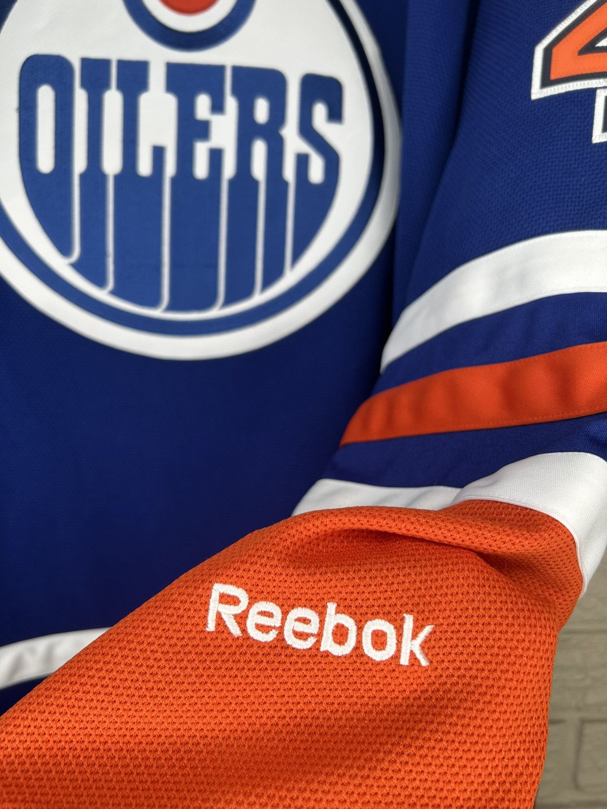 Reebok Reebok Edmonton Oilers Taylor Hall NHL Jersey Size US XXL / EU 58 / 5 - 5 Thumbnail