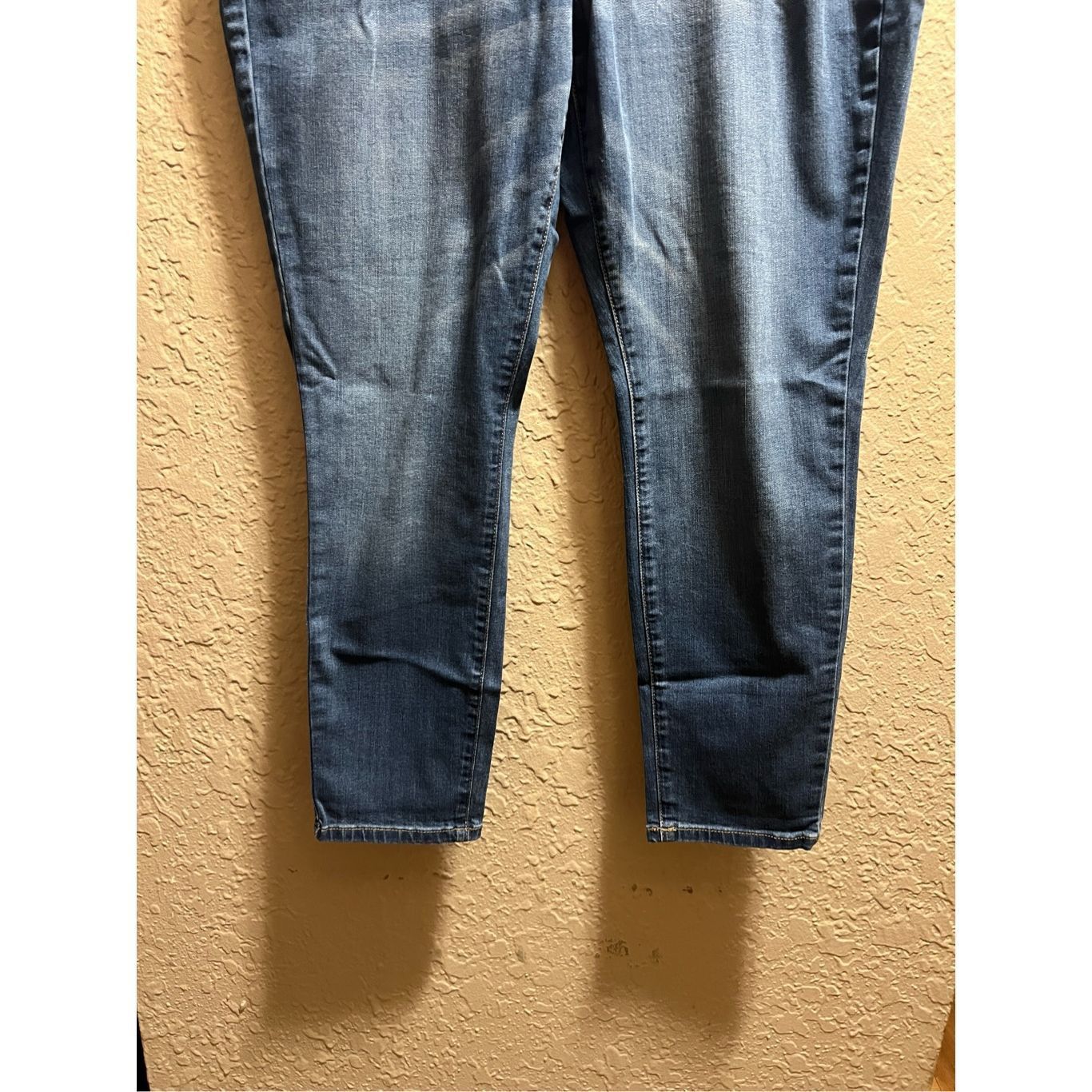 Sonoma Sonoma Blue Skinny Jeans Woman’s Size 16S Size 38" / US 16 / IT 52 - 2 Thumbnail