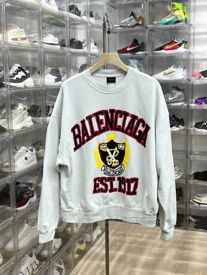 Balenciaga Balenciaga Logo Sweatshirt M. Size US M / EU 48-50 / 2 - 2 Thumbnail