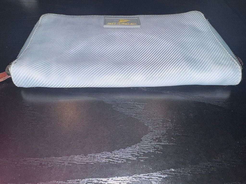 Louis Vuitton Louis Vuitton Cup 2000 Zippy Wallet Limited Edition COA Size ONE SIZE - 10 Thumbnail