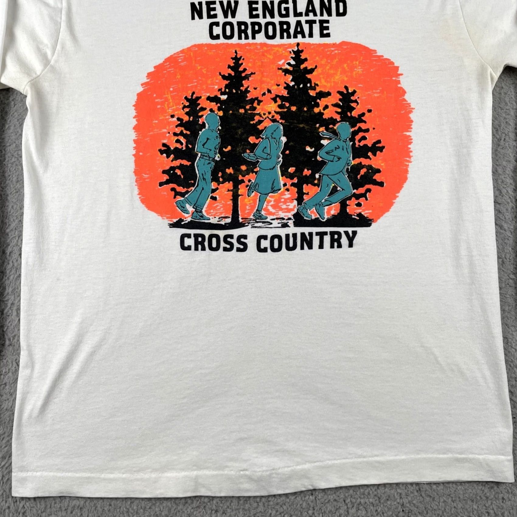 Vintage VINTAGE Screen Stars Best T-Shirt Large New England Corporate Cross Country Made In USA White 90s Mens Size US L / EU 52-54 / 3 - 5 Thumbnail