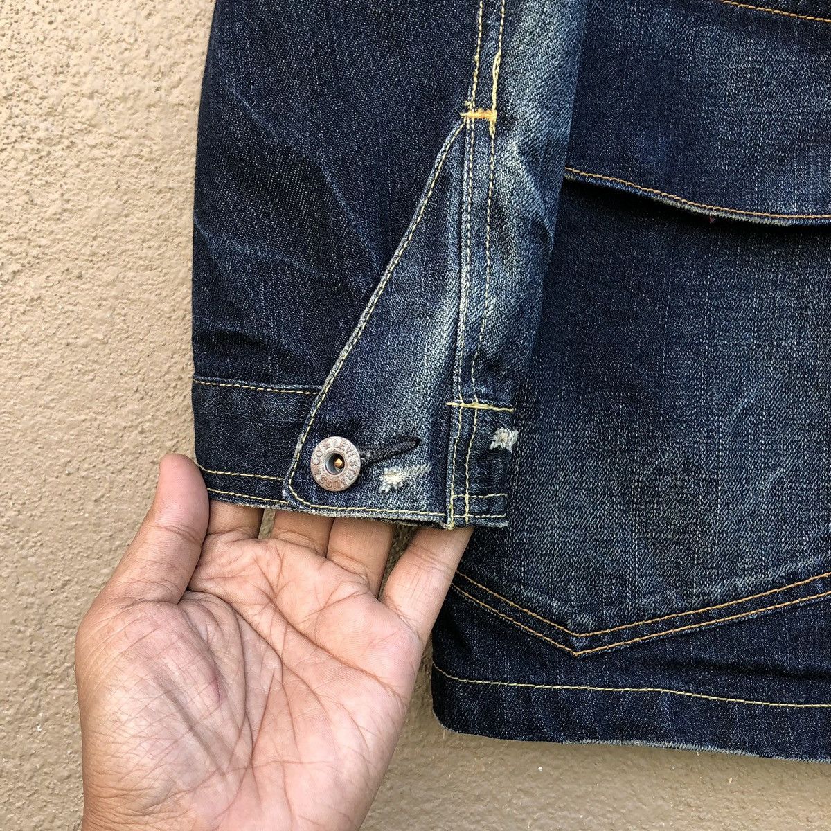 Levi's Vintage Clothing Vintage Levis Red Tab Workers Chore Denim Jacket Size US M / EU 48-50 / 2 - 10 Thumbnail