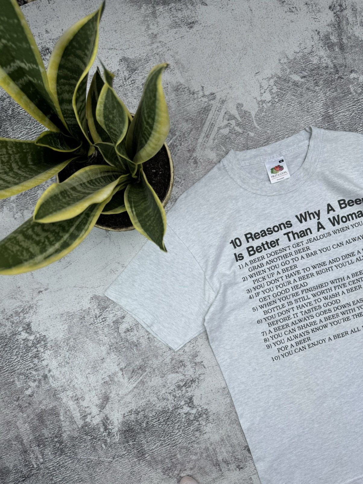 Vintage Mem 10 Reasons Why A Beer Is Better Than A Woman T Shirt Size US M / EU 48-50 / 2 - 5 Thumbnail