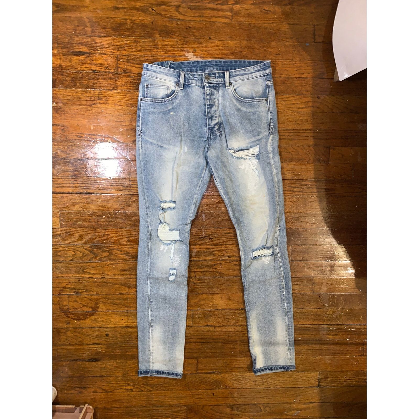 KSUBI Chitch Jeans 32 Light Wash Skinny Distressed