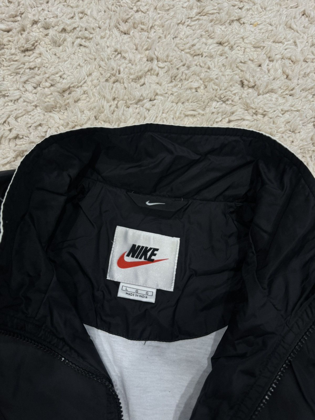 Nike Y2K Vintage Nike Big Swoosh Nylon Jacket Size US L / EU 52-54 / 3 - 4 Thumbnail