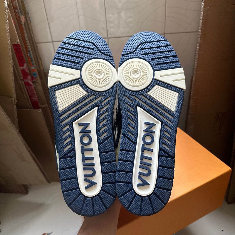 Louis Vuitton Louis Vuitton Skate Lowtop Fashion Sneakers Blue White -250 Size US 10.5 / EU 43-44 - 4 Thumbnail