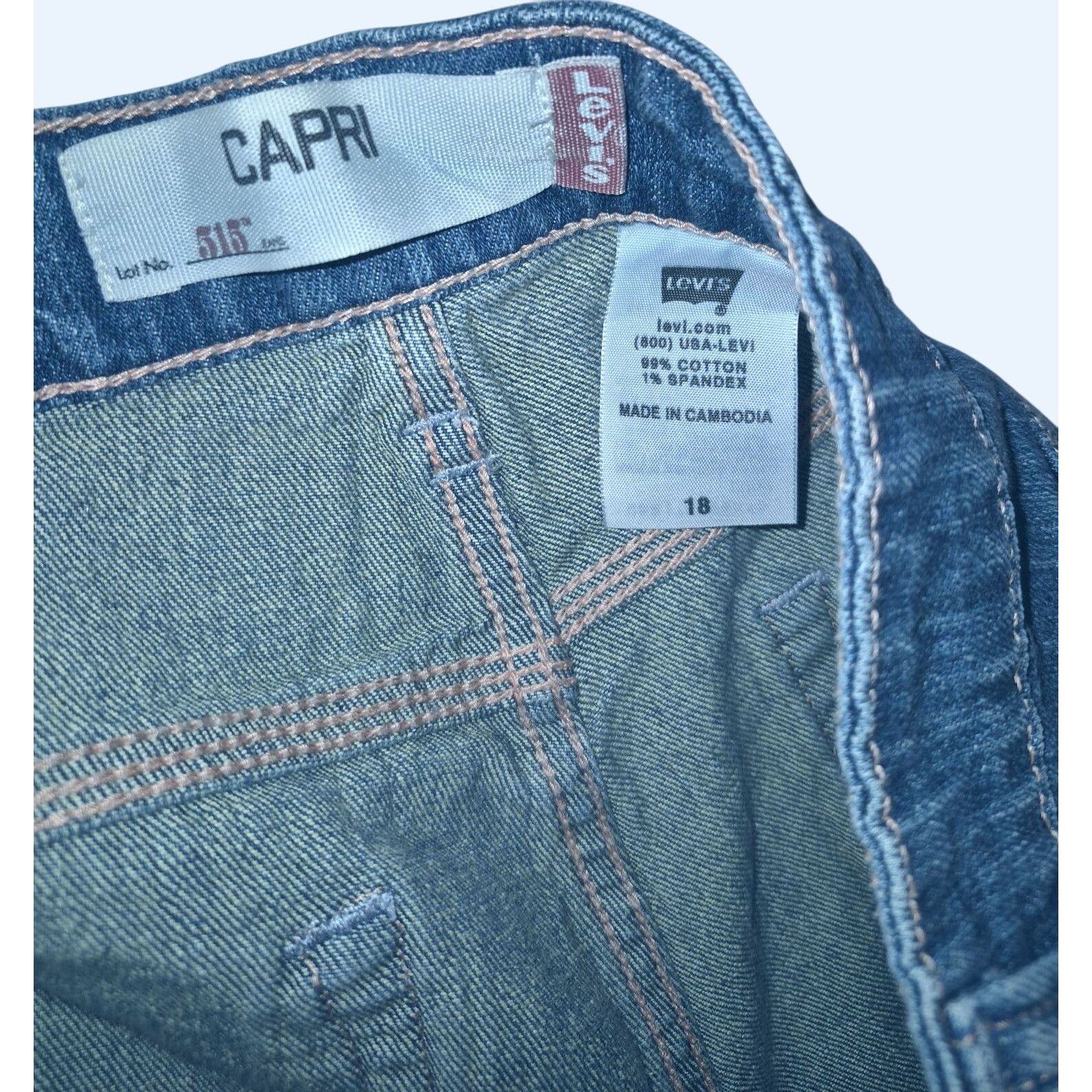 Levi's Levis Womens 18 516 Capri Jeans Blue Denim Cut-Off Style Jus Size 40" / US 18 - 6 Thumbnail