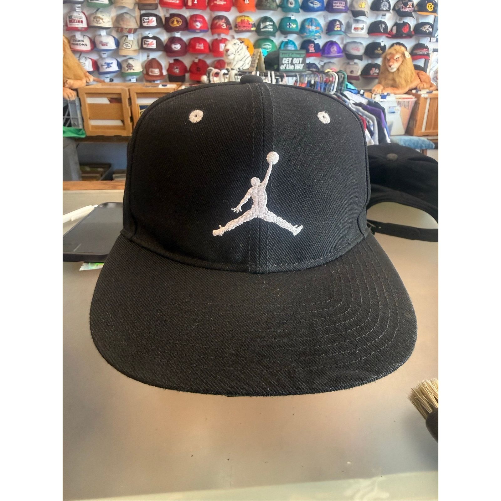 Nike Nike Air Jordan Jumpman Snap Back Flat Bill Hat Size ONE SIZE - 1 Thumbnail