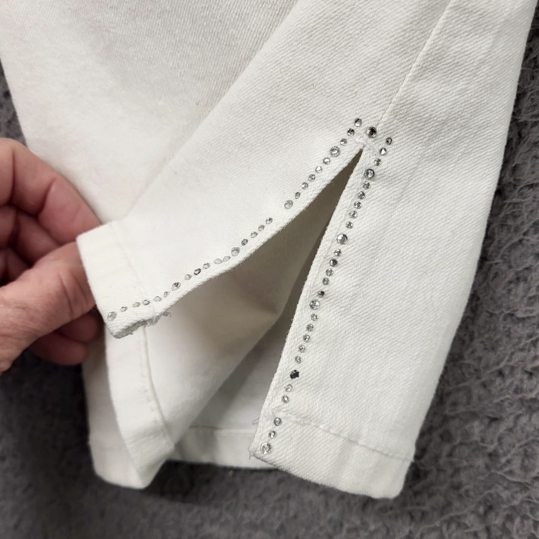 NYDJ VINTAGE? No — NYDJ Capris Jeans Women 16P Denim Chloe Bling Outline White 5-Pocket Stretch Regular NYDJ Chloe USA Preppy City 16P Womens Capris Jeans Size 38" / US 16 / IT 52 - 6 Thumbnail