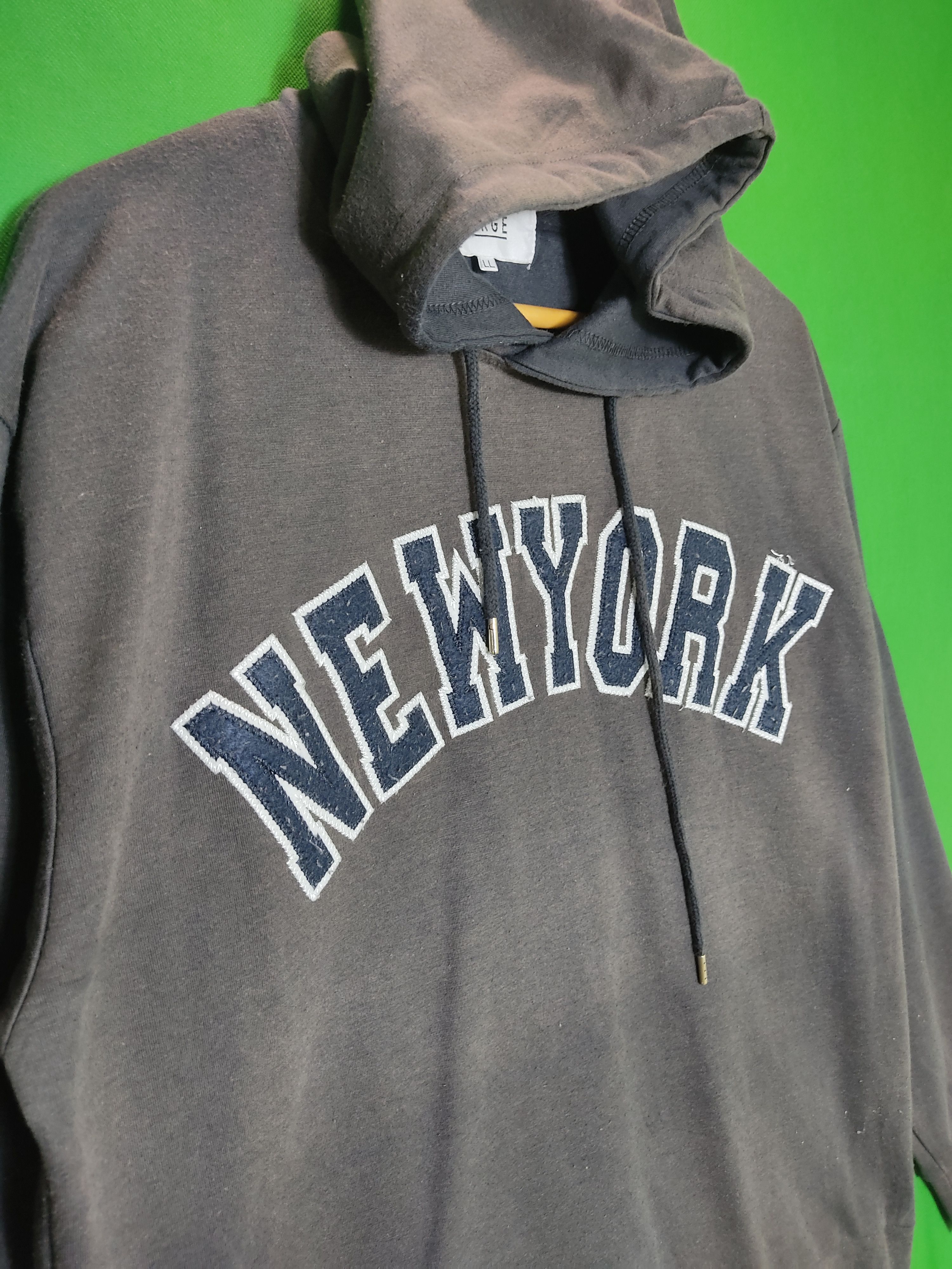 Other Urge New York Spell-out Hoodie Size US XL / EU 56 / 4 - 8 Thumbnail