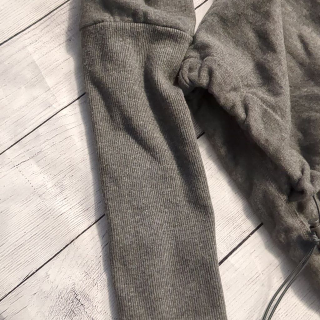 Gymshark Gymshark gray hooded sweatshirt crop top size small Size S / US 4 / IT 40 - 3 Thumbnail