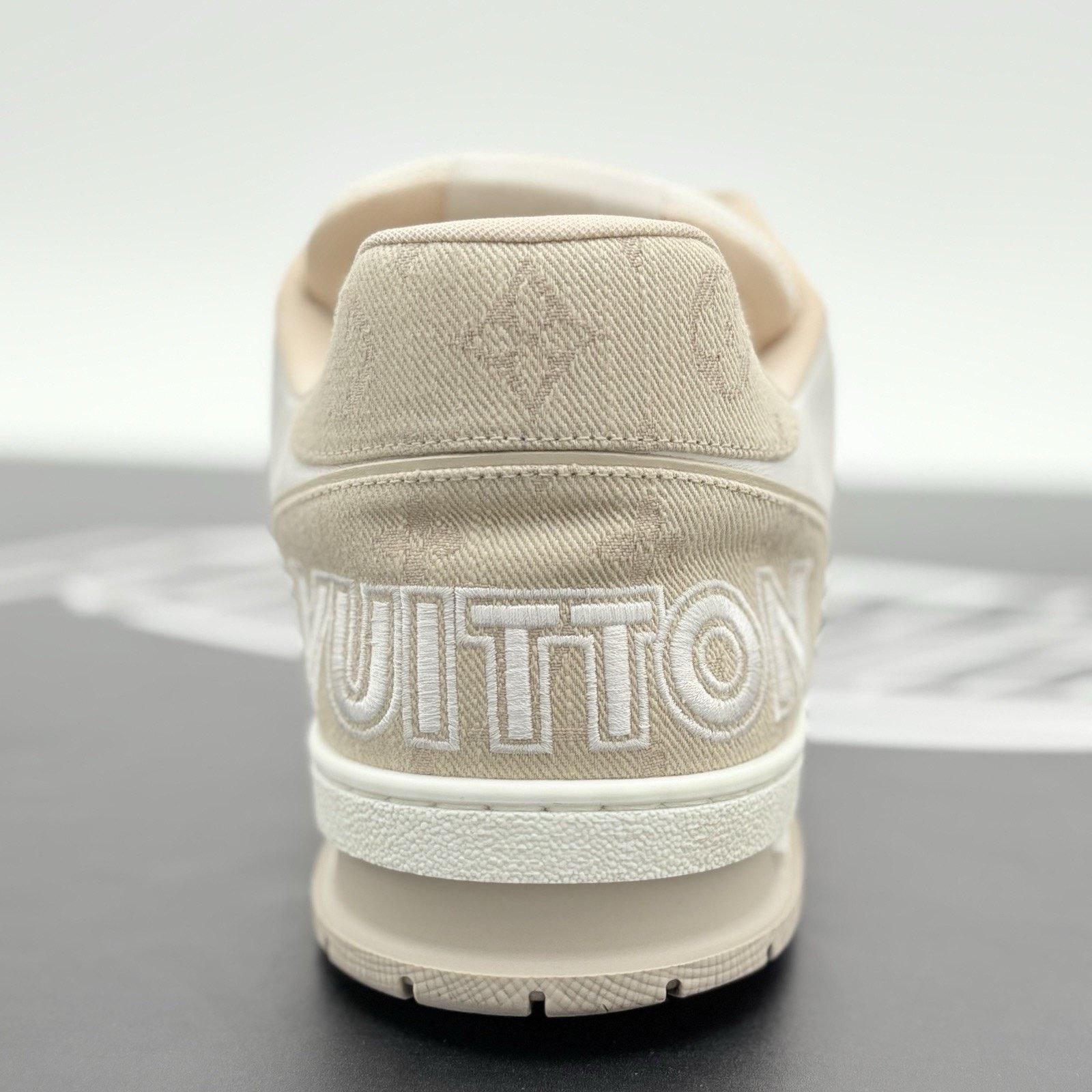 Louis Vuitton 13-13.5 Louis Vuitton Trainer Strap ' Beige ' | GREAT COND! Size US 13 / EU 46 - 3 Thumbnail