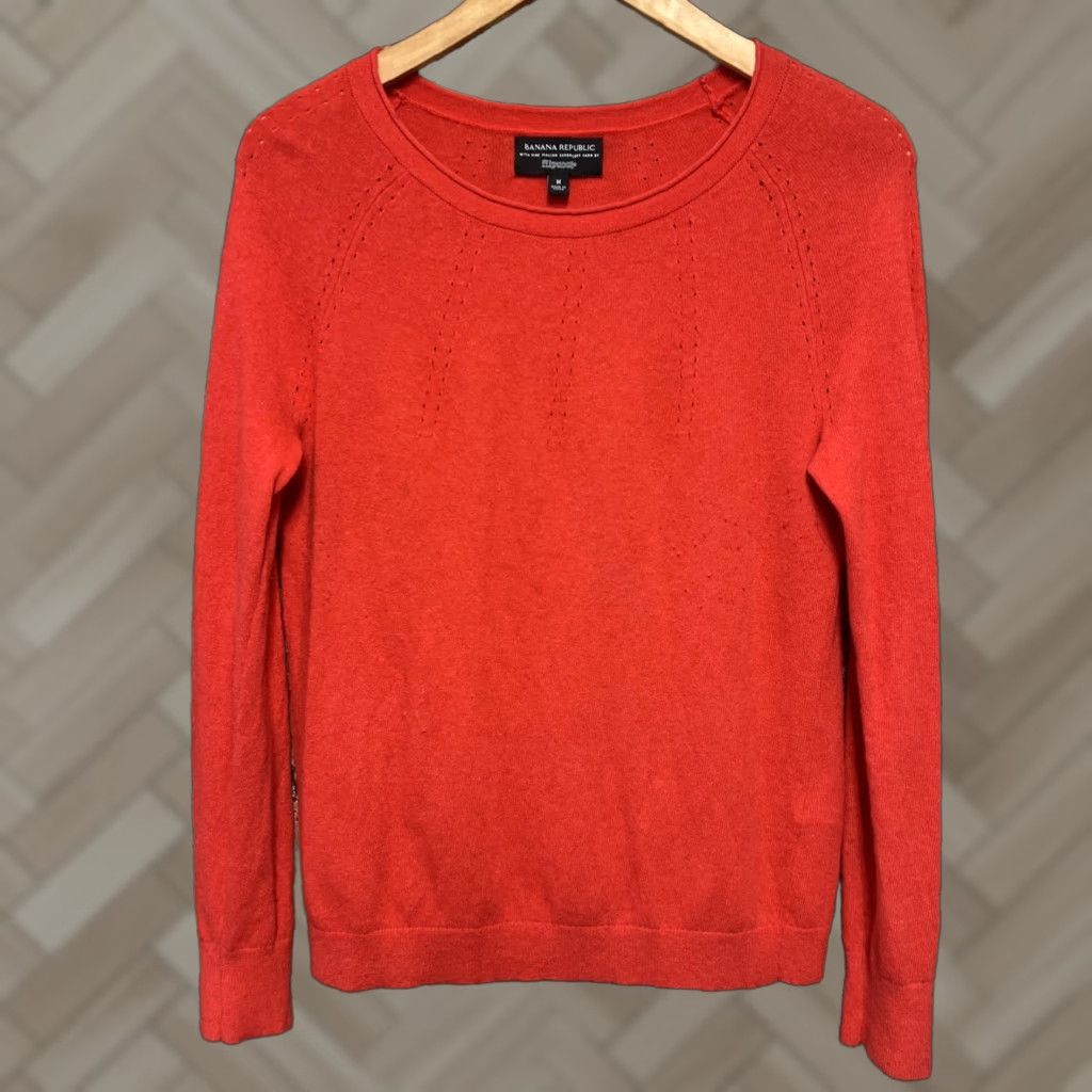 Banana Republic Banana Republic Sweatshirt Sweater Knit Wool Red M Womens Slim Size M / US 6-8 / IT 42-44 - 1 Thumbnail