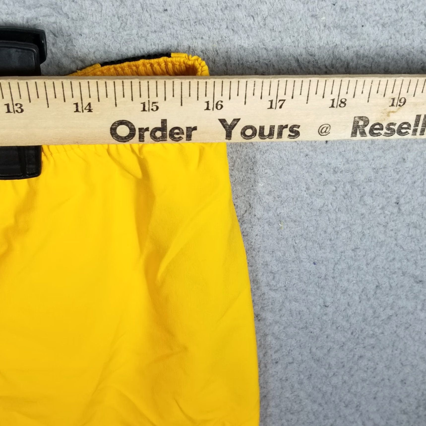 Nike Nike Shorts Womens Medium Training Running Athletic Gym Soccer Activewear Yellow Size 32" / US 10 / IT 46 - 3 Thumbnail