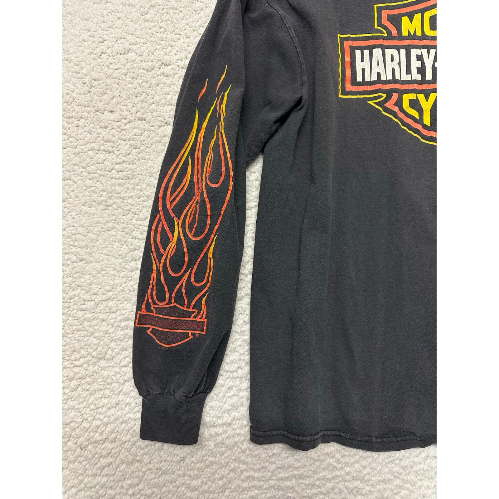Harley Davidson Vintage Harley Davidson Long Sleeve Flames Size XL Size US XL / EU 56 / 4 - 11 Thumbnail