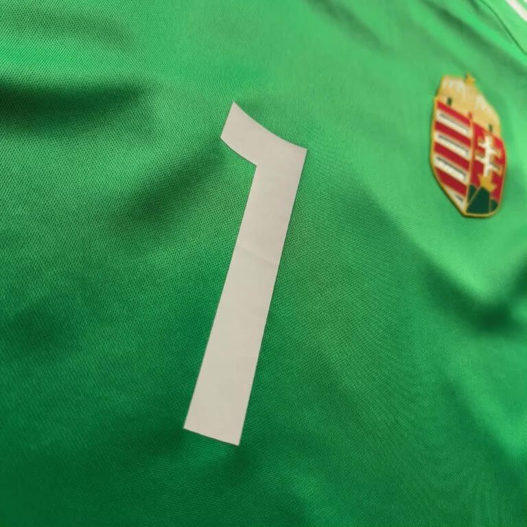 Adidas Hungary 2017-19 Adidas goalkeeper football jersey size 6 Size US M / EU 48-50 / 2 - 4 Thumbnail