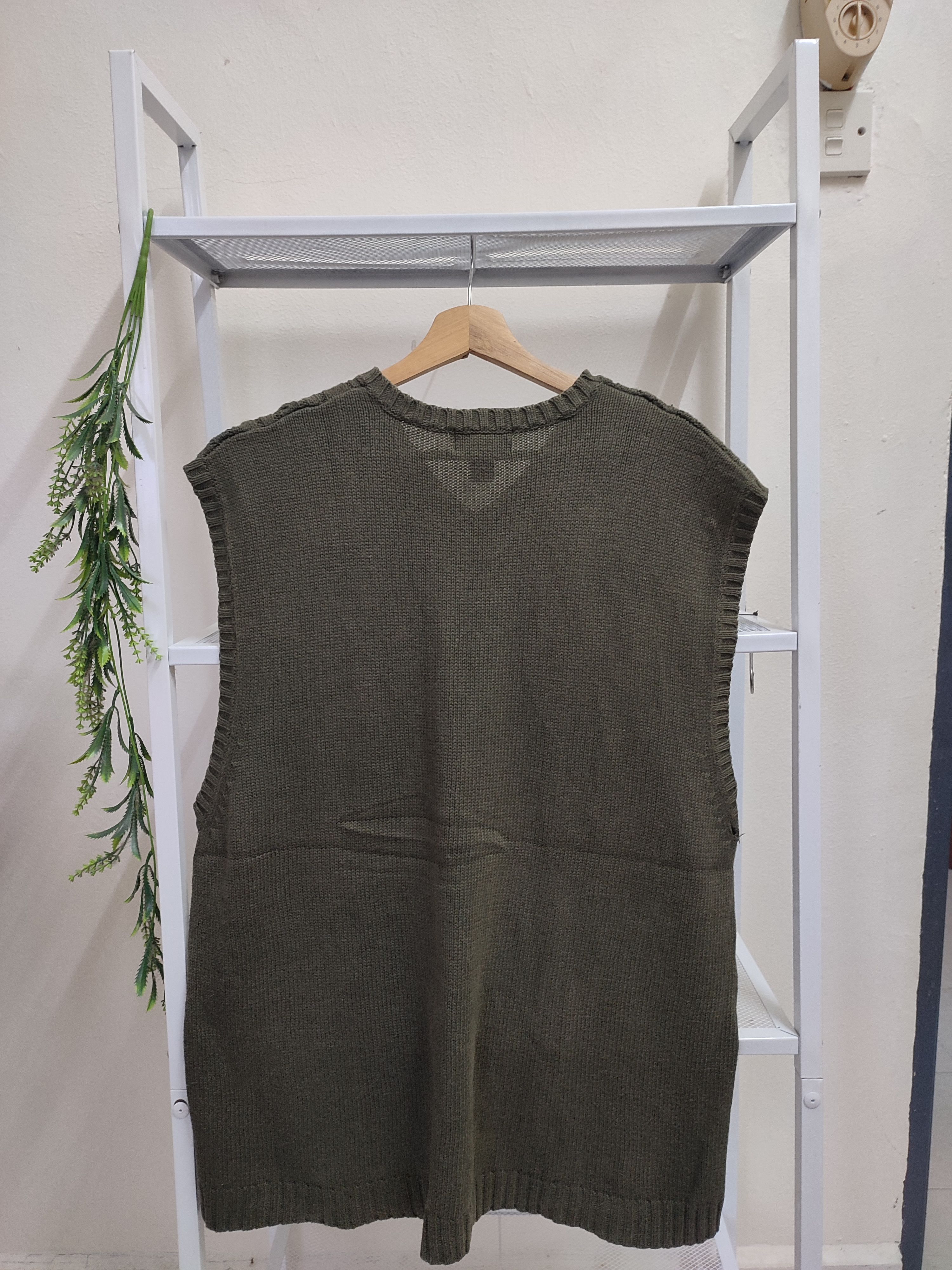 Old Navy Vintage Old Navy Collection Army Green Knitted Vest Size US XL / EU 56 / 4 - 5 Thumbnail