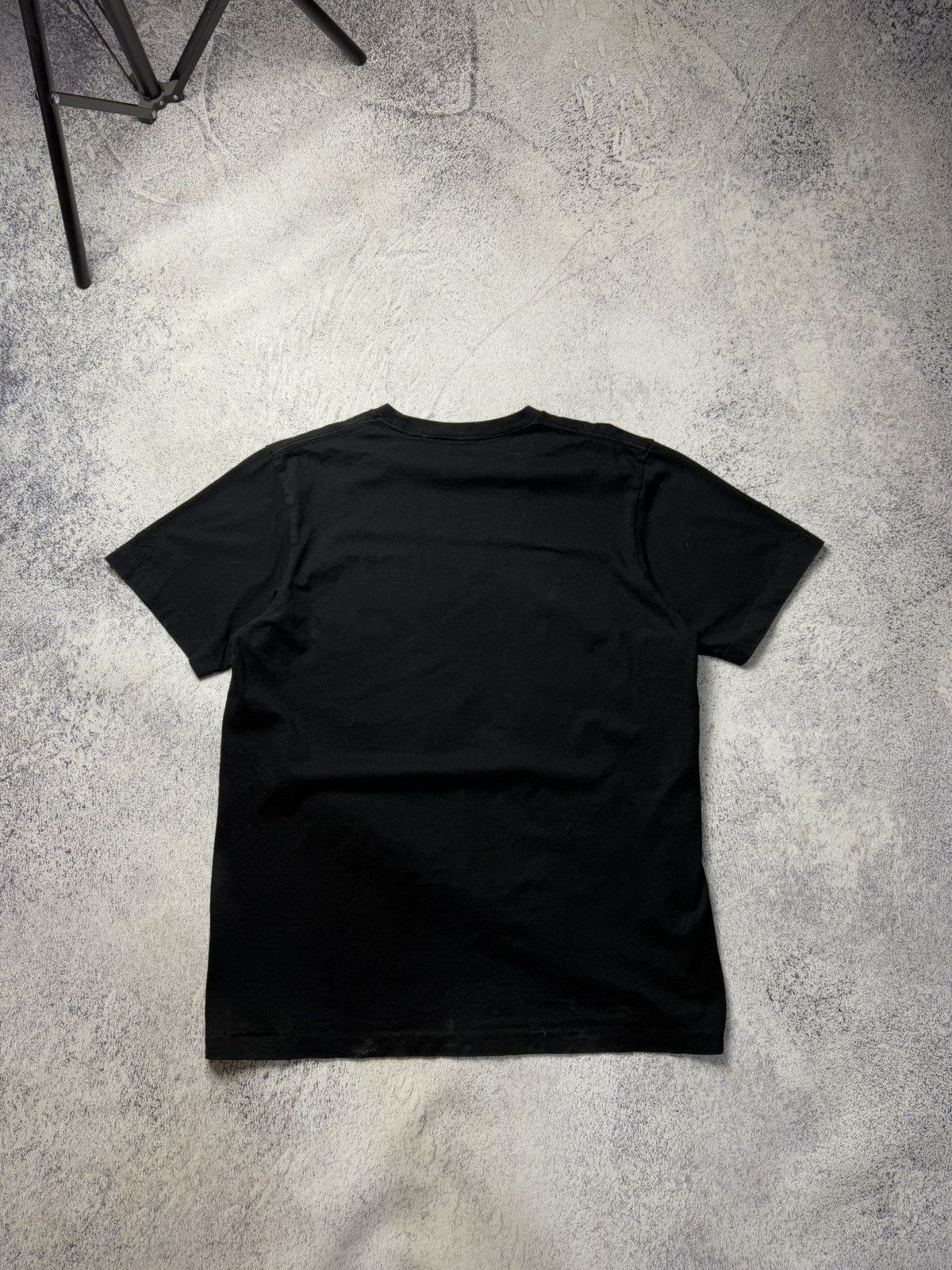 Japanese Brand Uniqlo x kaws grafitti spellout T shirt USA Size US L / EU 52-54 / 3 - 13 Thumbnail