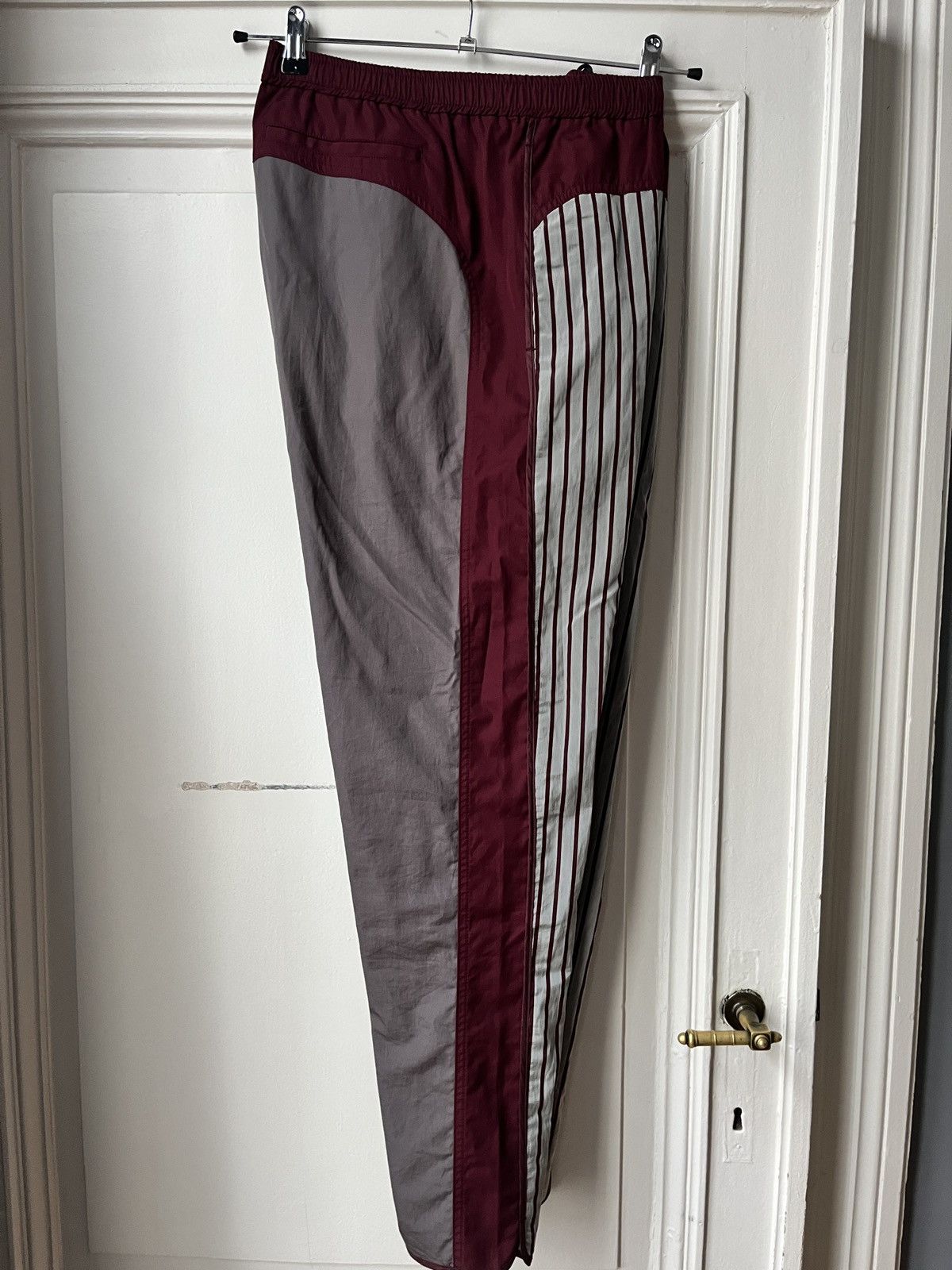 Dries Van Noten Dries van noten Grey Red striped pants Size US 36 / EU 52 - 2 Thumbnail